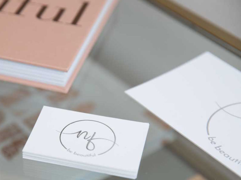 Permanent Make-Up - Behandlungen nach der manuellen Methode